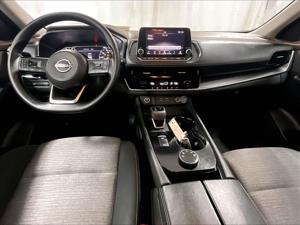 2023 Nissan Rogue — photo 21