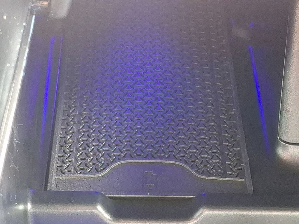 Thumbnail: 2025 Mercedes-Benz GLC - 17