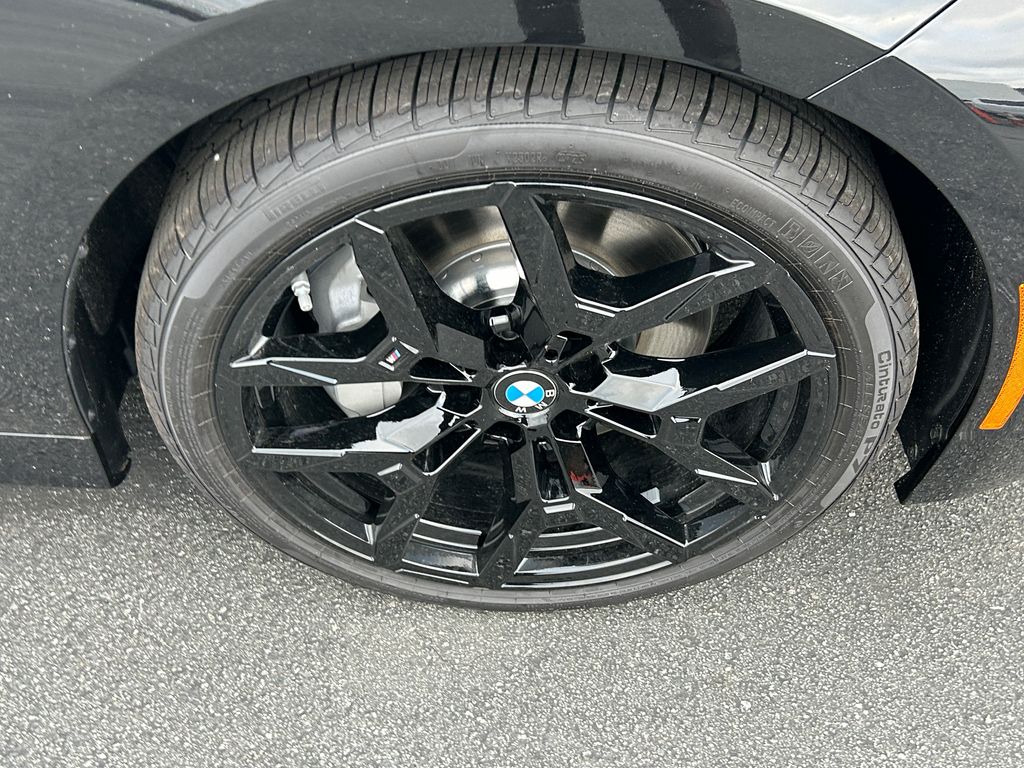 Thumbnail: 2026 BMW 3 Series - 3