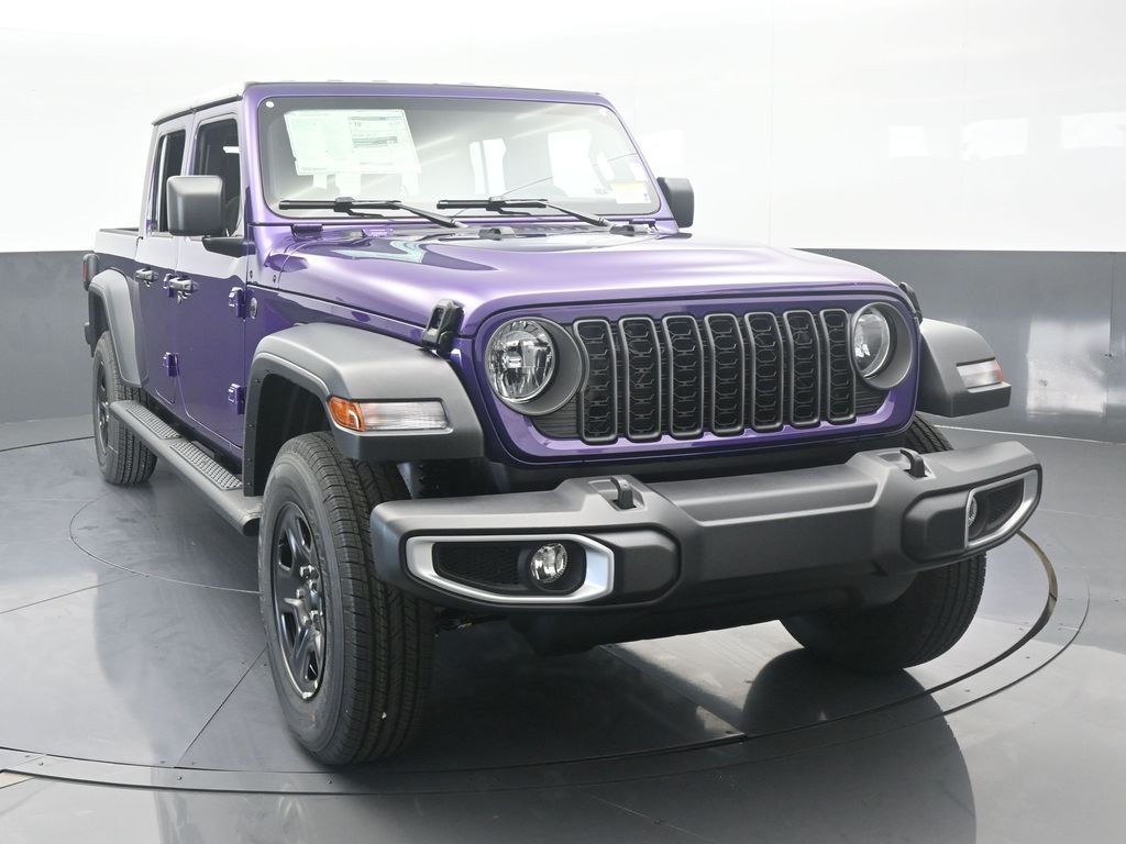 New 2026 Reign Jeep Sport image 9