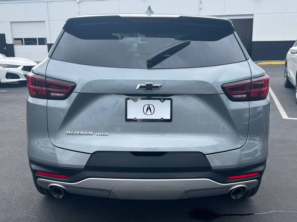 Thumbnail: 2023 Chevrolet Blazer - 10