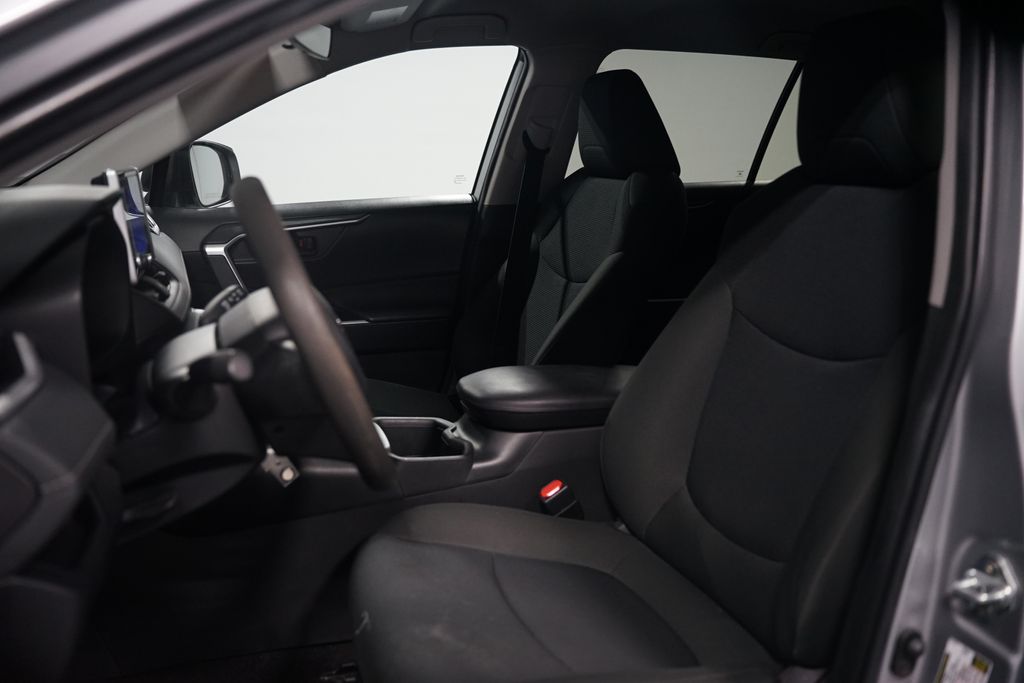 Thumbnail: 2023 Toyota RAV4 - 6