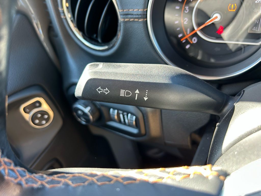 Thumbnail: 2022 Jeep Gladiator - 19