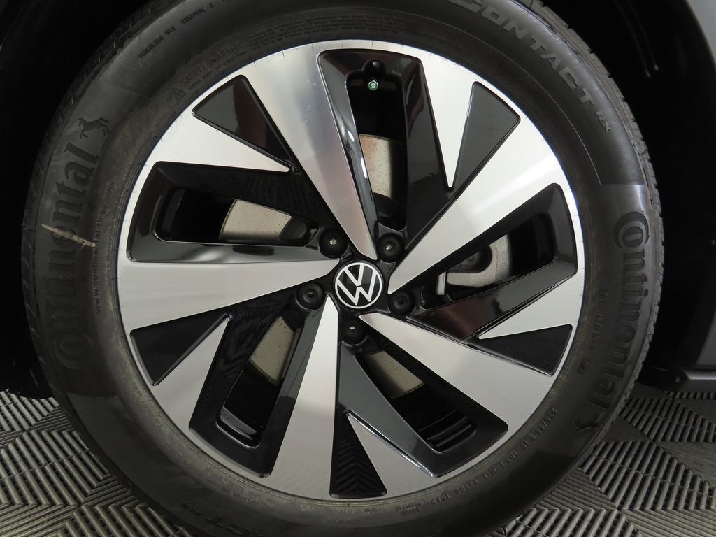 2025 Volkswagen ID.4 Pro 30