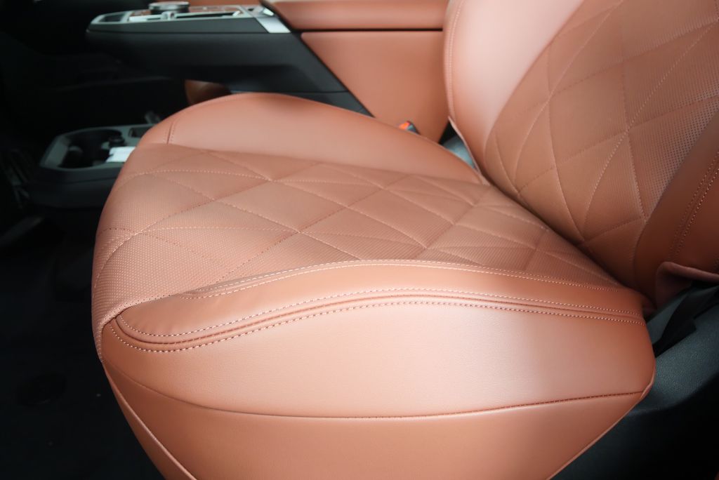 Thumbnail: 2026 BMW iX - 10