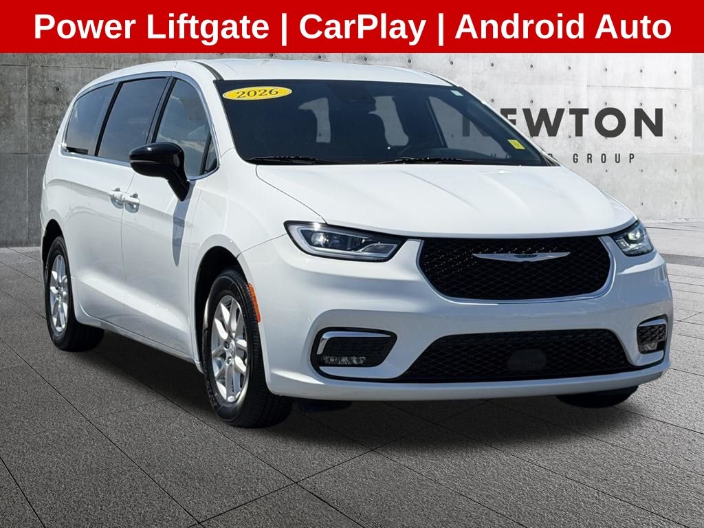 Bright White Clearcoat 2026 Chrysler Pacifica Minivan Front-Wheel Drive 9-Speed Automatic