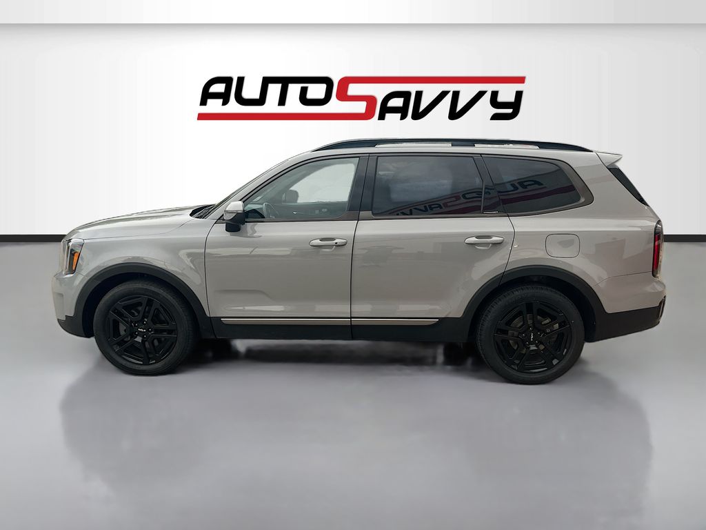 Used 2023 Gray Kia EX X-Line image 4