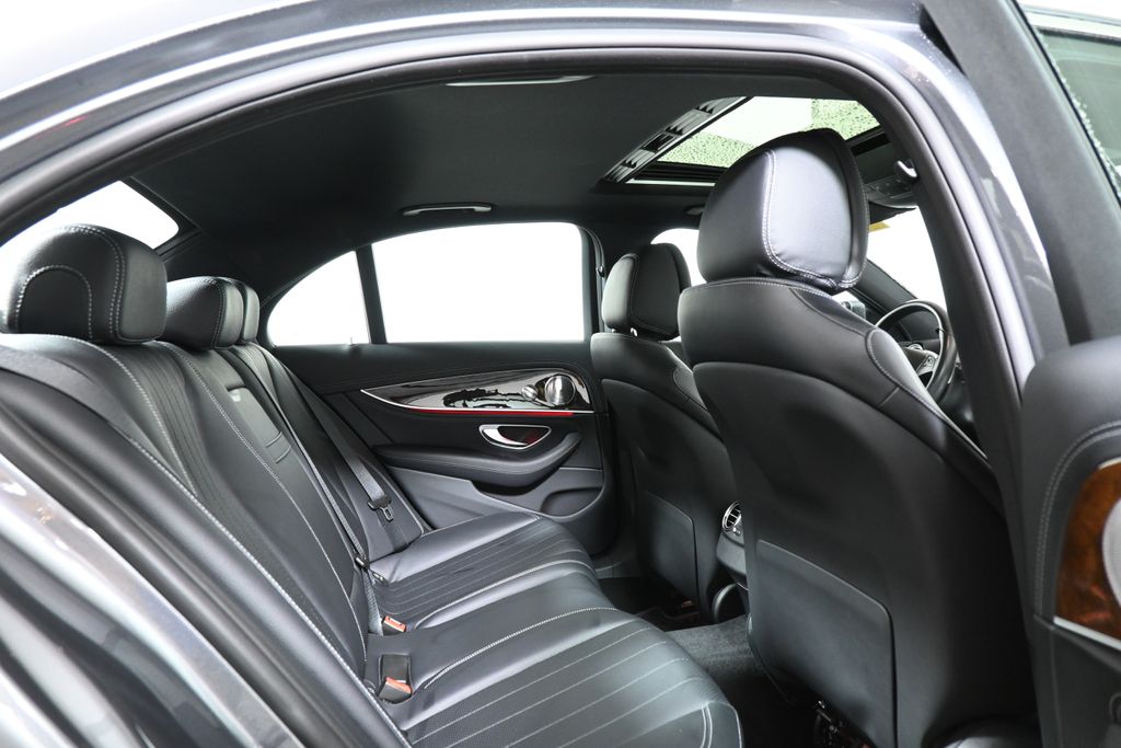 2017 Mercedes-Benz E-Class E 300 25