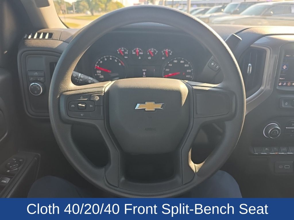 2025 Chevrolet Silverado 1500 Custom