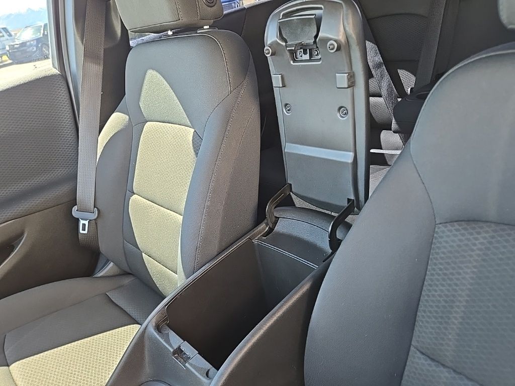 Used 2016 Black Chevrolet LT image 28