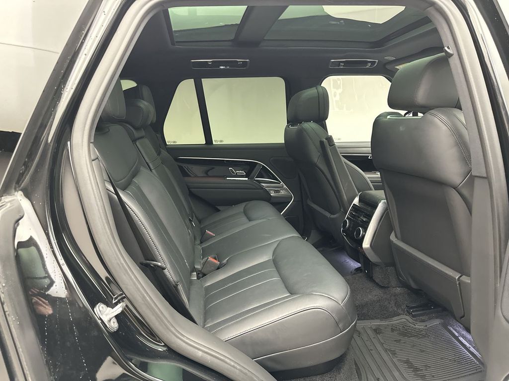 Thumbnail: 2023 Land Rover Range Rover - 12