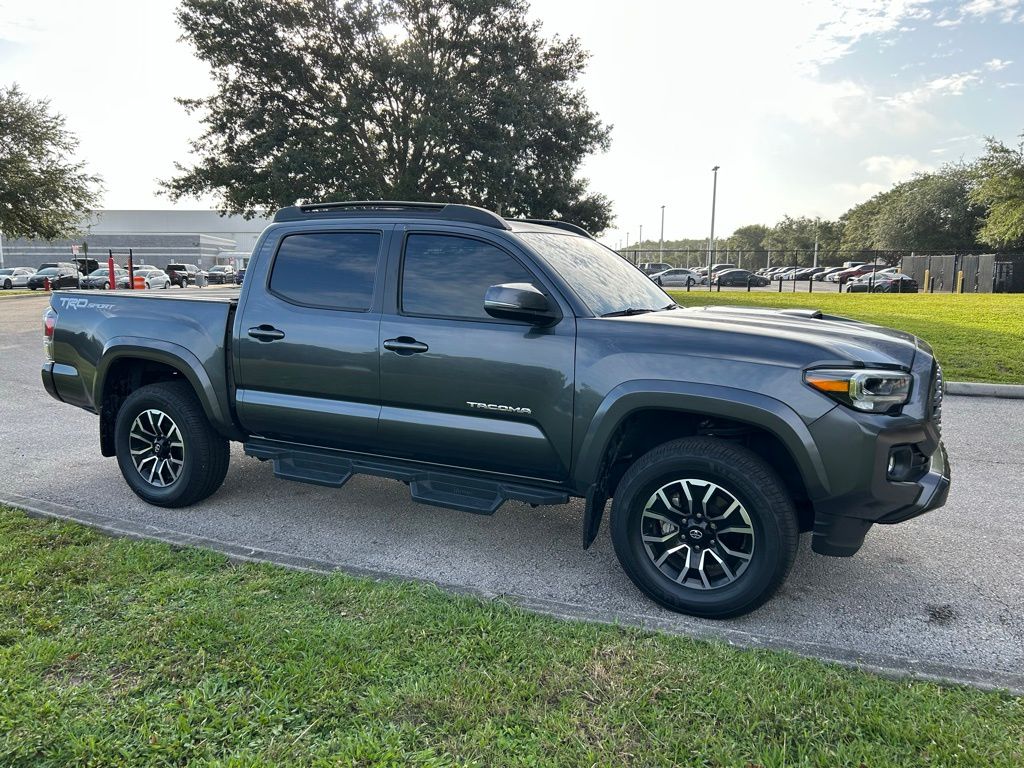 Thumbnail: 2022 Toyota Tacoma - 7
