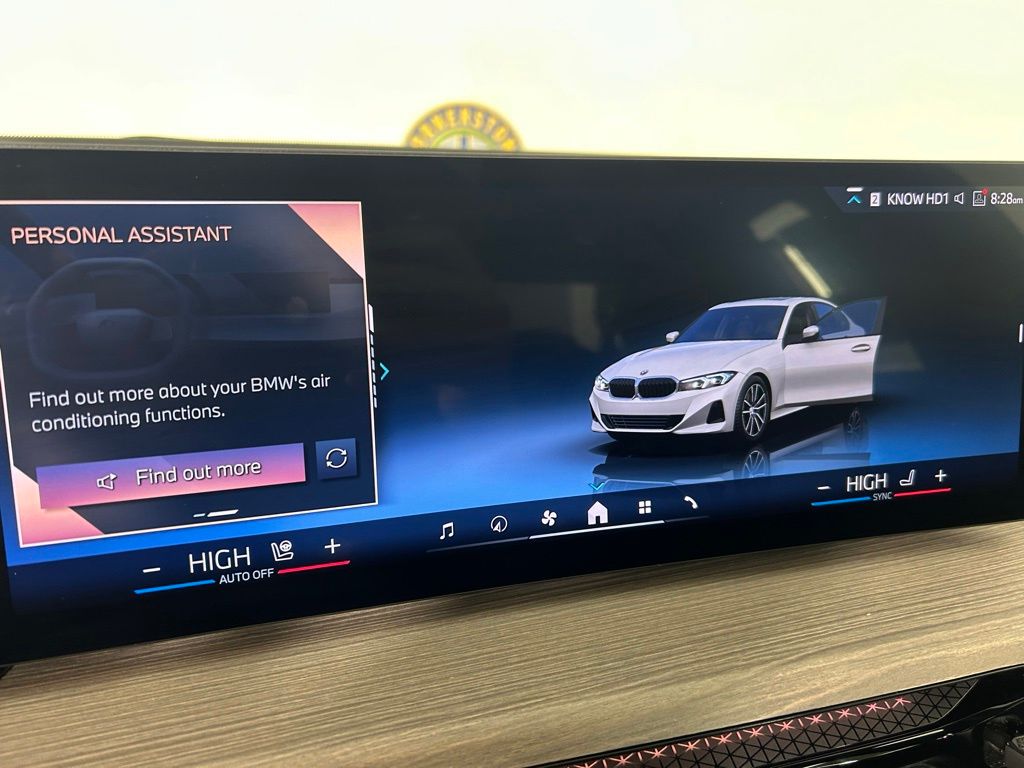 Used 2025 White BMW 330i xDrive image 3