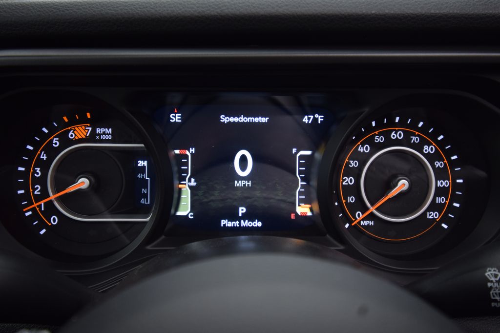 new 2026 Jeep Wrangler car, priced at $47,623