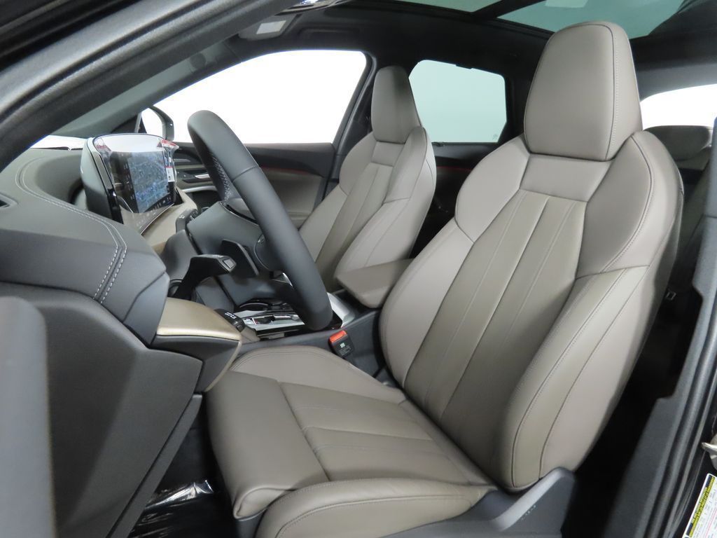 Thumbnail: 2025 Audi Q5 - 30