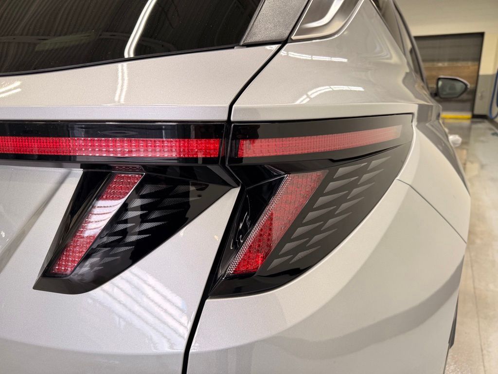 Thumbnail: 2022 Hyundai Tucson - 5