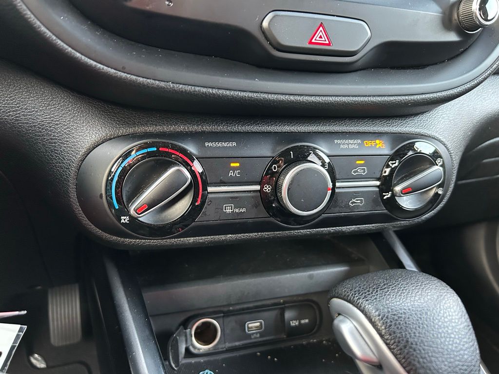 2021 Kia Soul S 26