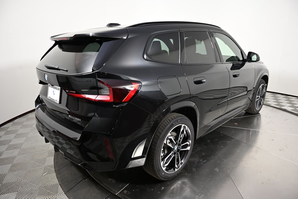 2025 BMW X1 xDrive28i 5