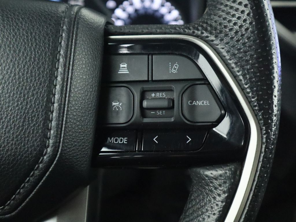 Thumbnail: 2024 Toyota Tundra - 12