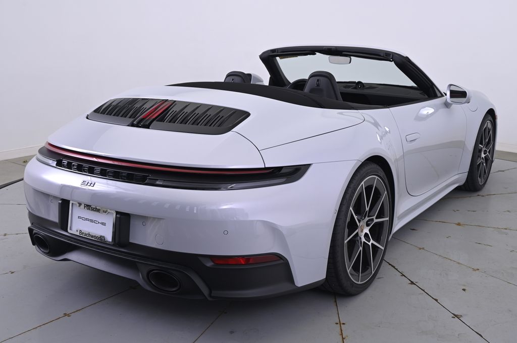 Thumbnail: 2025 Porsche 911 - 7