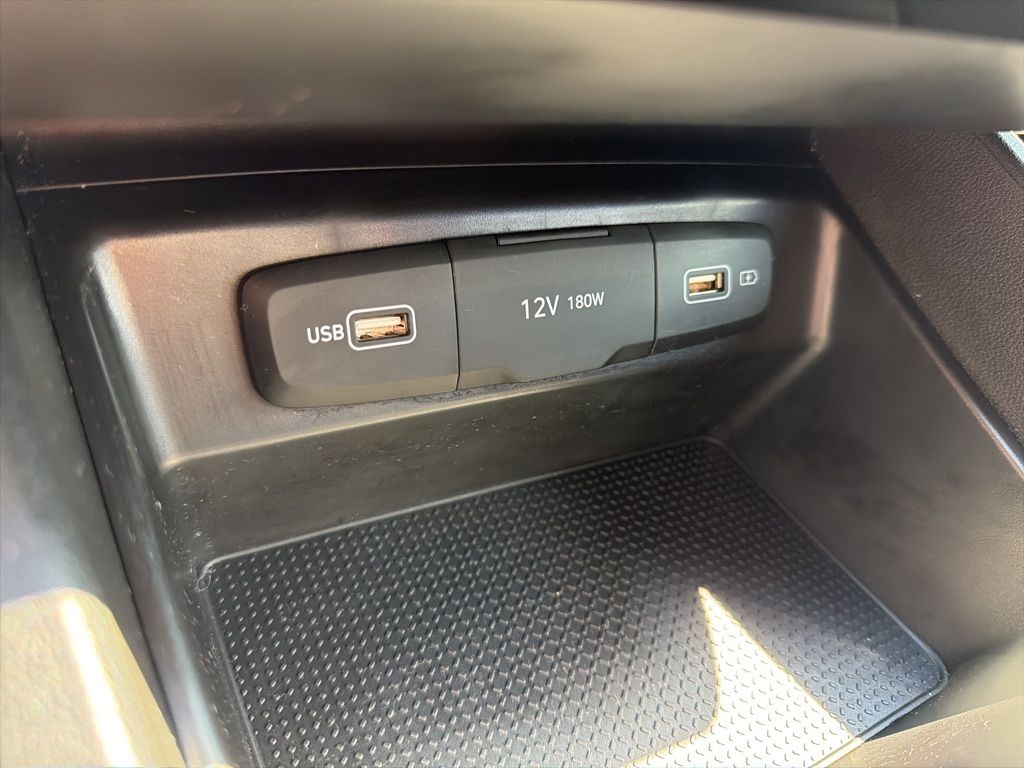 Thumbnail: 2022 Hyundai Tucson - 32