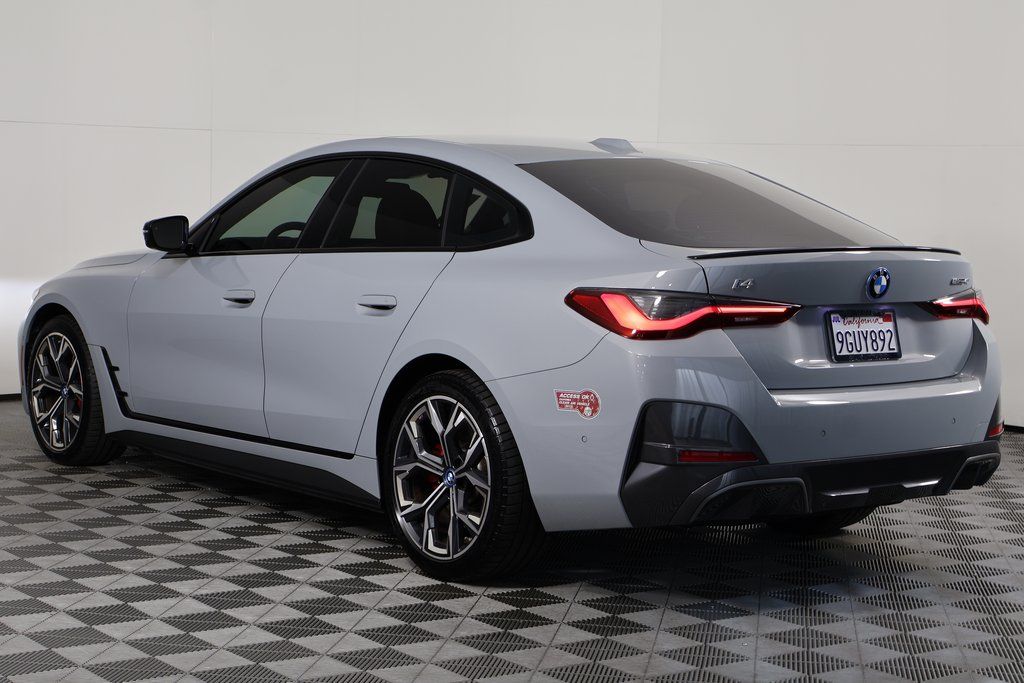 Thumbnail: 2023 BMW i4 - 6