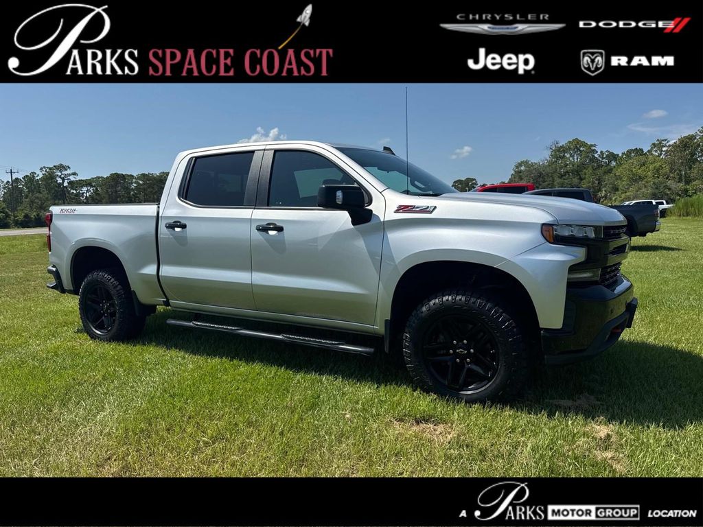 Silver Ice Metallic 2019 Chevrolet Silverado 1500 Pickup Truck Four-Wheel Drive 8-Speed Automatic