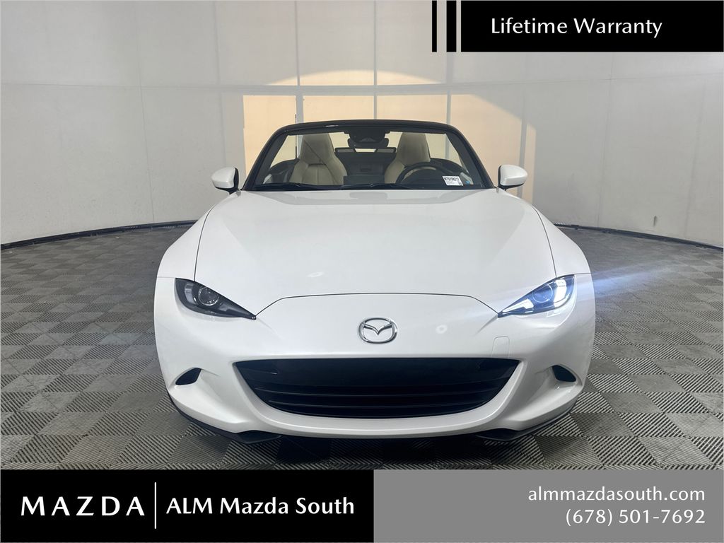 New 2026 Snowflake White Pearl Mazda Grand Touring image 3