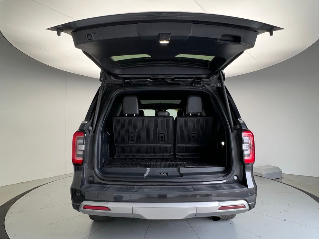 Thumbnail: 2022 Ford Expedition - 6