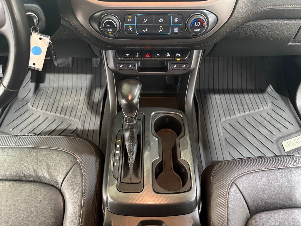 2022 GMC Canyon AT4 w/Leather