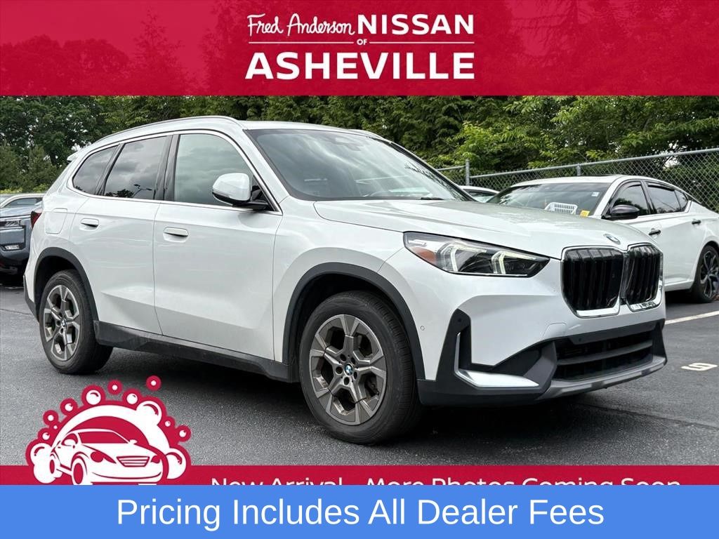 White Metallic 2023 BMW X1 xDrive28i AWD SUV / Crossover All-Wheel Drive 7-Speed Automatic
