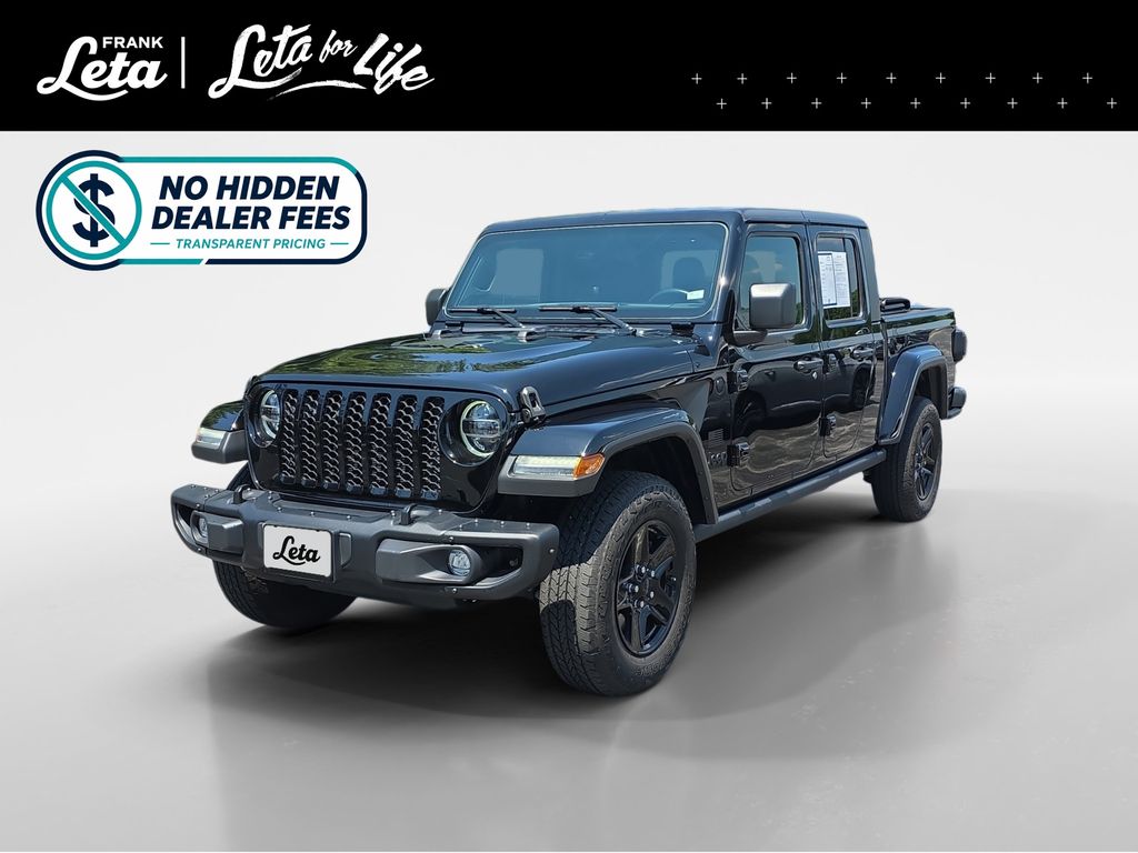 Black Clearcoat 2021 Jeep Gladiator Pickup Truck Four-Wheel Drive 8-Speed Automatic