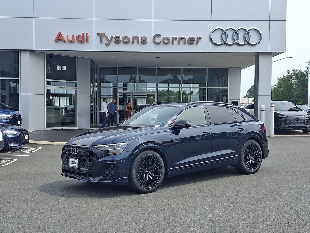 2026 Audi SQ8 Premium Plus -
                  Vienna, VA