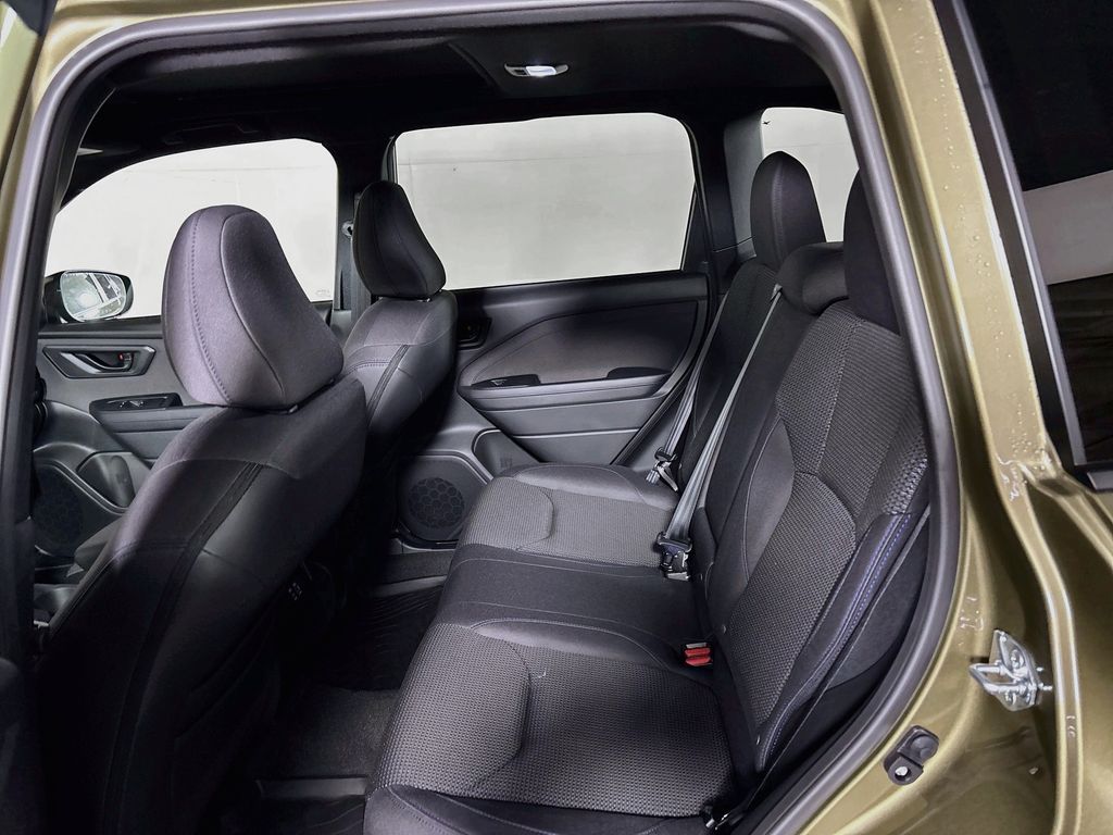 2025 Subaru Forester Premium
