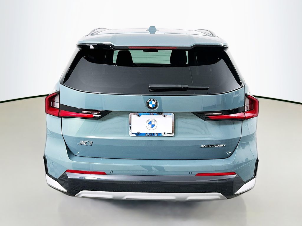 Thumbnail: 2026 BMW X1 - 6