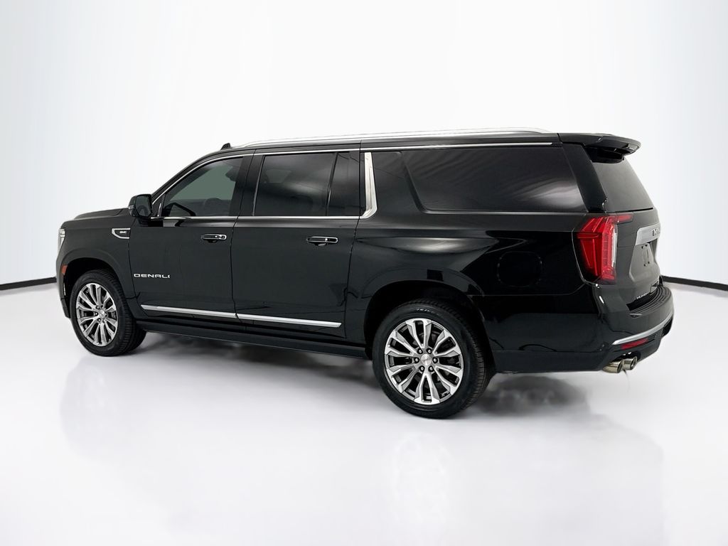Thumbnail: 2021 GMC Yukon XL - 7