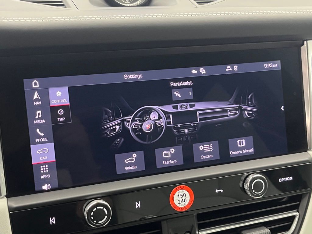 Thumbnail: 2025 Porsche Macan - 22