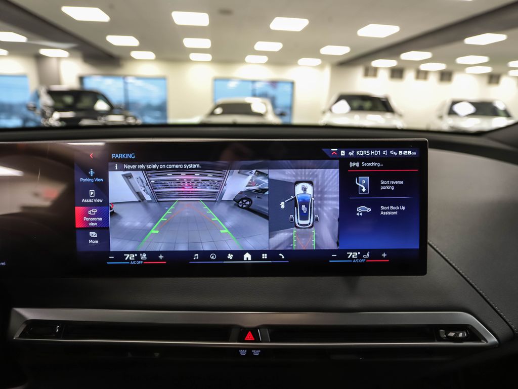 Thumbnail: 2025 BMW iX - 18