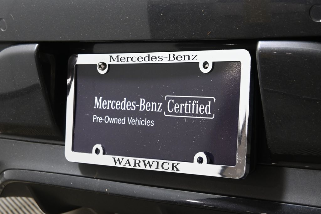 Thumbnail: 2022 Mercedes-Benz E-Class - 10