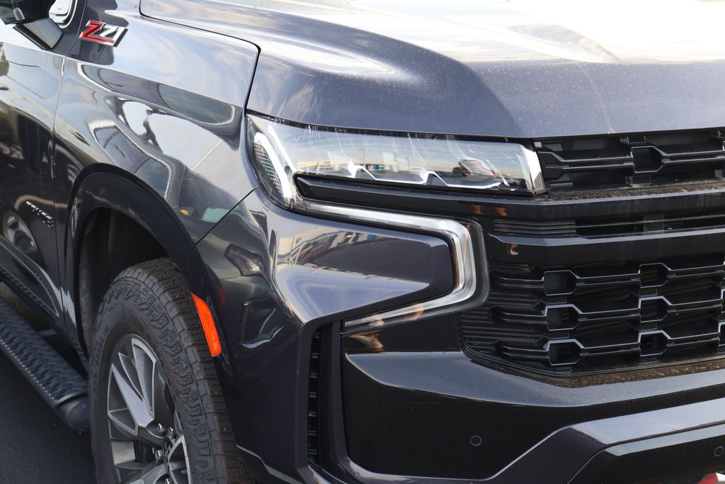 Thumbnail: 2024 Chevrolet Tahoe - 4