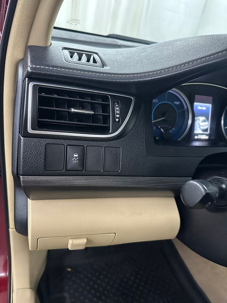 used 2017 Toyota Camry Hybrid car, priced at $12,985