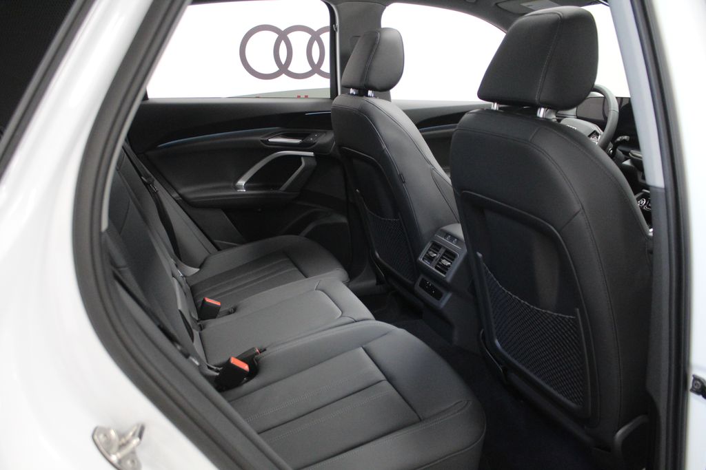 Thumbnail: 2026 Audi Q5 - 29