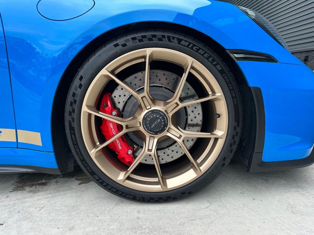 Thumbnail: 2022 Porsche 911 - 15