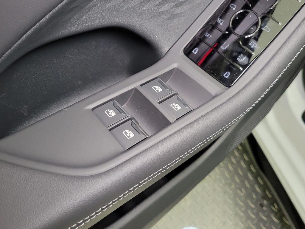 Thumbnail: 2026 Audi A6 - 31