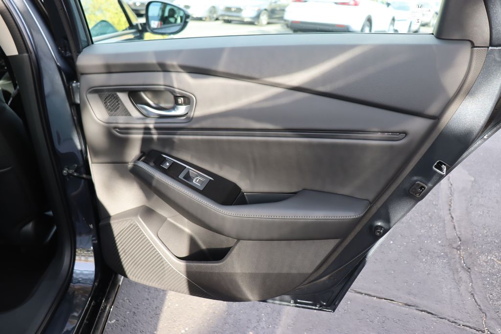 2025 Honda Accord Touring 14