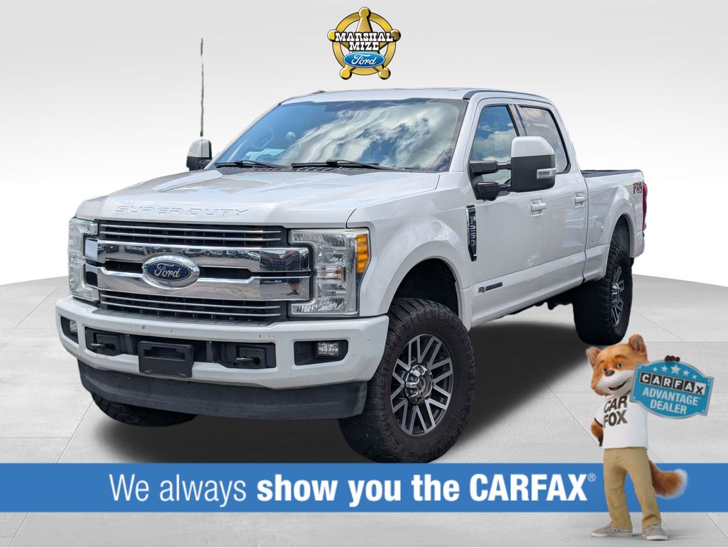 White Platinum Clearcoat Metallic 2017 Ford F-250 Super Duty Pickup Truck Four-Wheel Drive 6-Speed Automatic