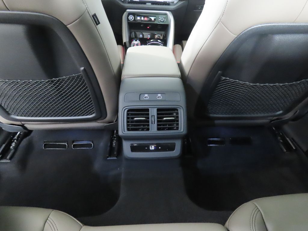 Thumbnail: 2025 Audi Q5 - 22