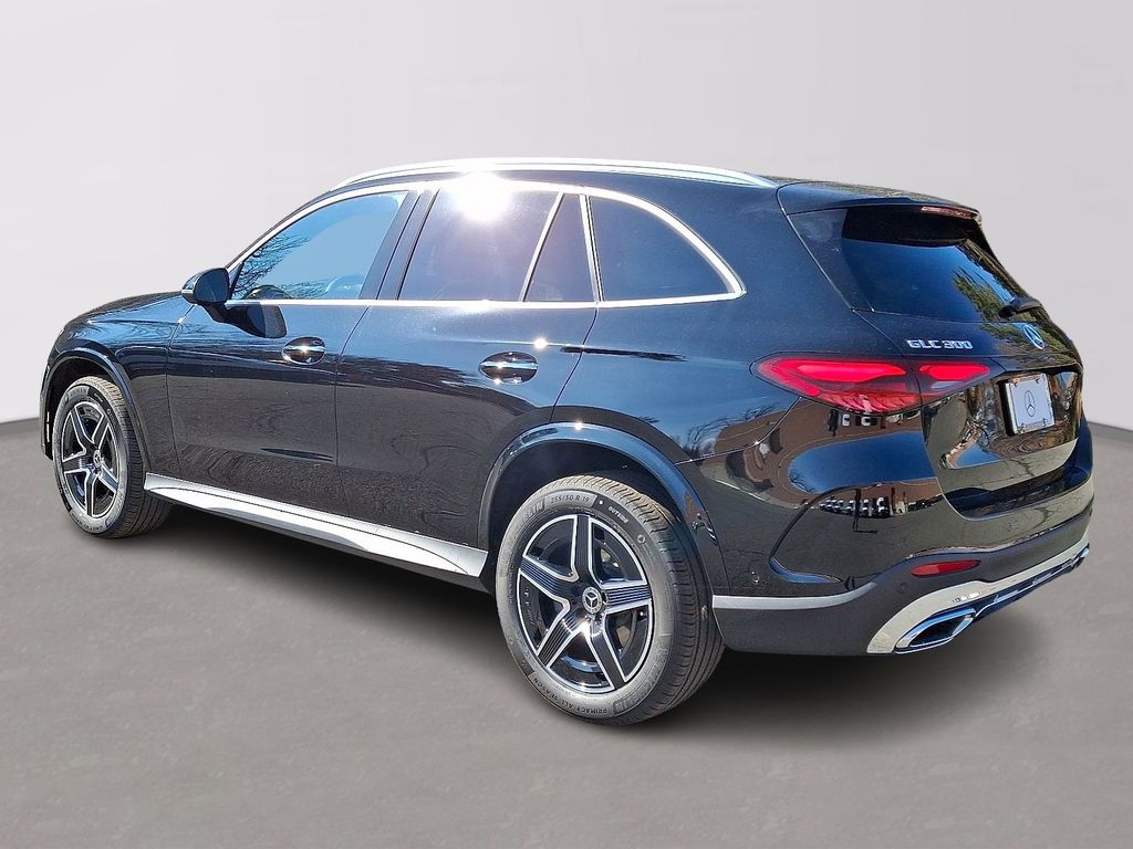 Thumbnail: 2026 Mercedes-Benz GLC - 4