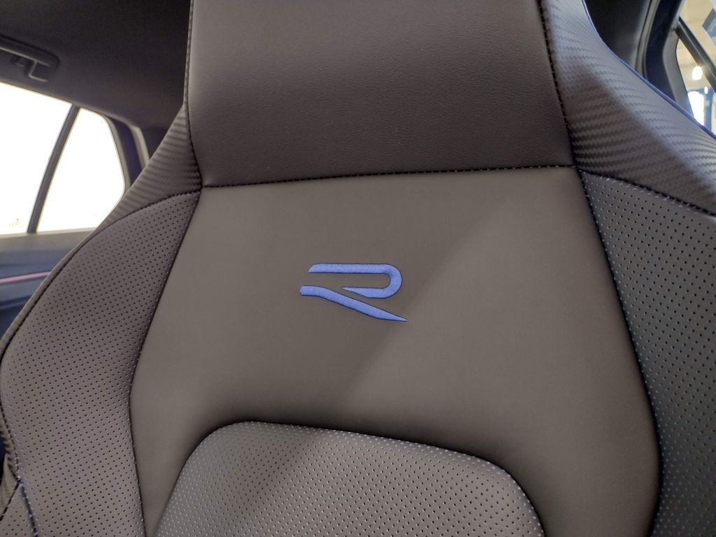 2026 Volkswagen Golf R 2.0T