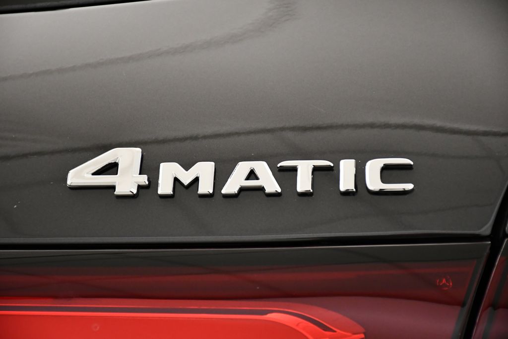 Thumbnail: 2026 Mercedes-Benz GLC - 10